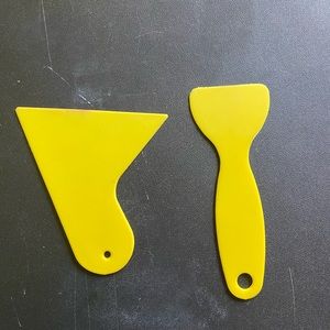 2 yellow clay cutters.